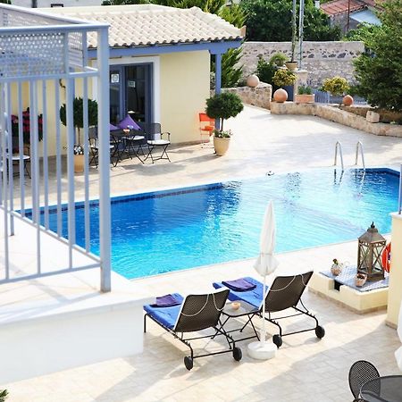 Aegina Fistikies Holiday Apartments מראה חיצוני תמונה