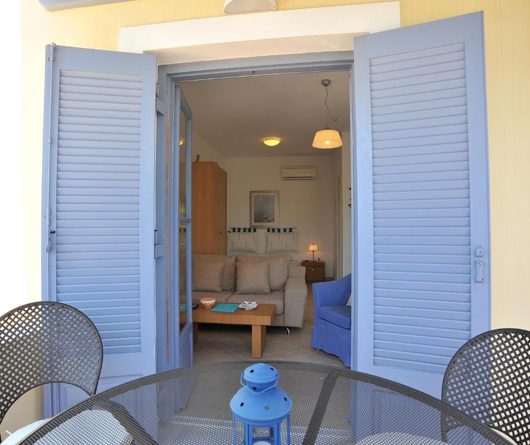 Aegina Fistikies Holiday Apartments חדר תמונה