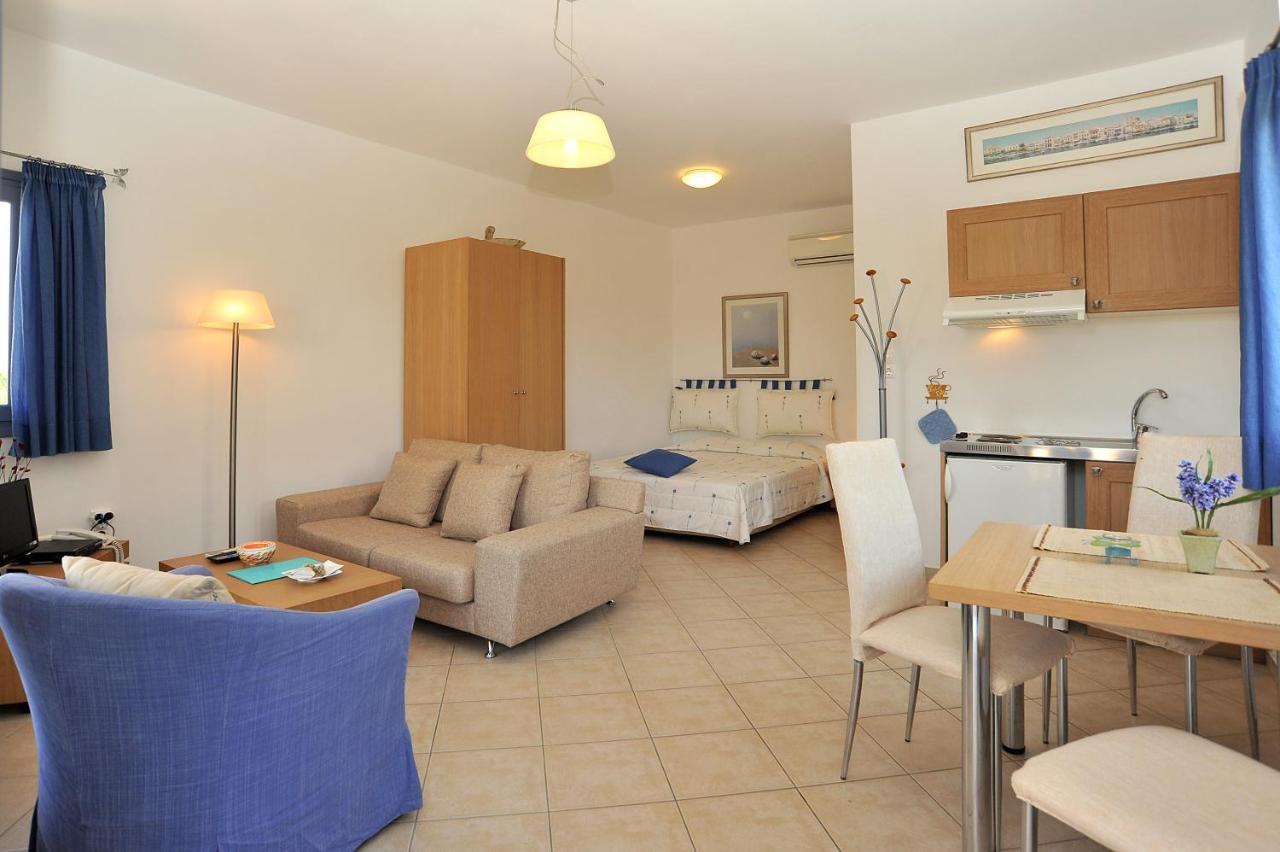 Aegina Fistikies Holiday Apartments חדר תמונה